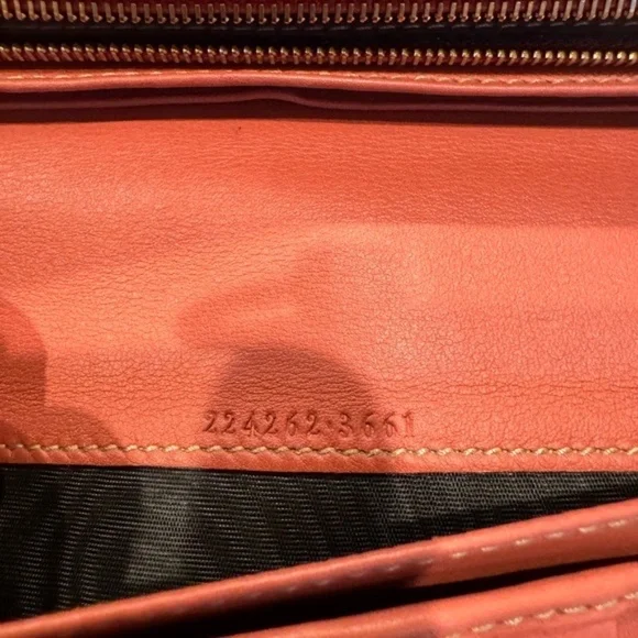 Authentic Gucci WOC (wallet on chain) bag with box - Picture 7 of 14